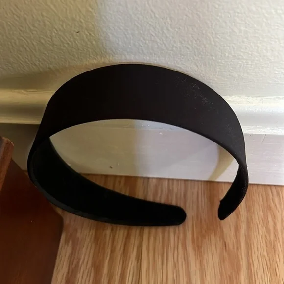 Zara medium black headband. - Picture 5 of 5